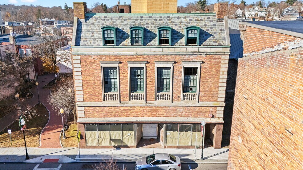 48-54 North St, Middletown, NY à louer - Photo du bâtiment - Image 2 de 11