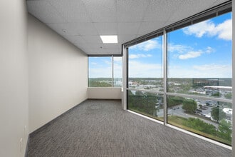 3100 Tower Blvd, Durham, NC à louer Photo intérieure- Image 2 de 6