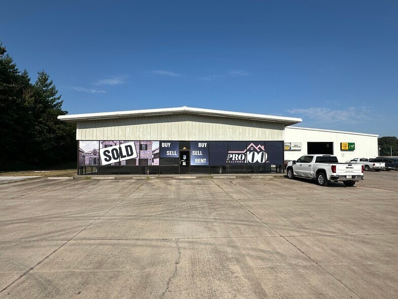 222 S Business 49, Neosho, MO for lease - Primary Photo - Image 1 of 7