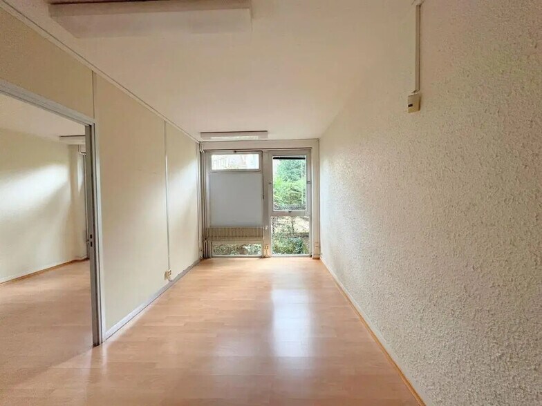 Office in Saint-Germain-en-Laye for sale - Interior Photo - Image 3 of 11