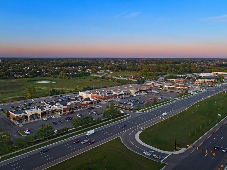Hall Rd, Macomb Township, MI for lease - Building Photo - Image 1 of 1