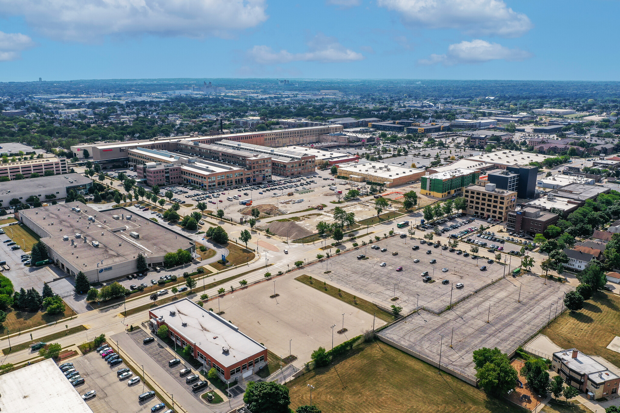 1100 70th St, West Allis, WI for sale Primary Photo- Image 1 of 1