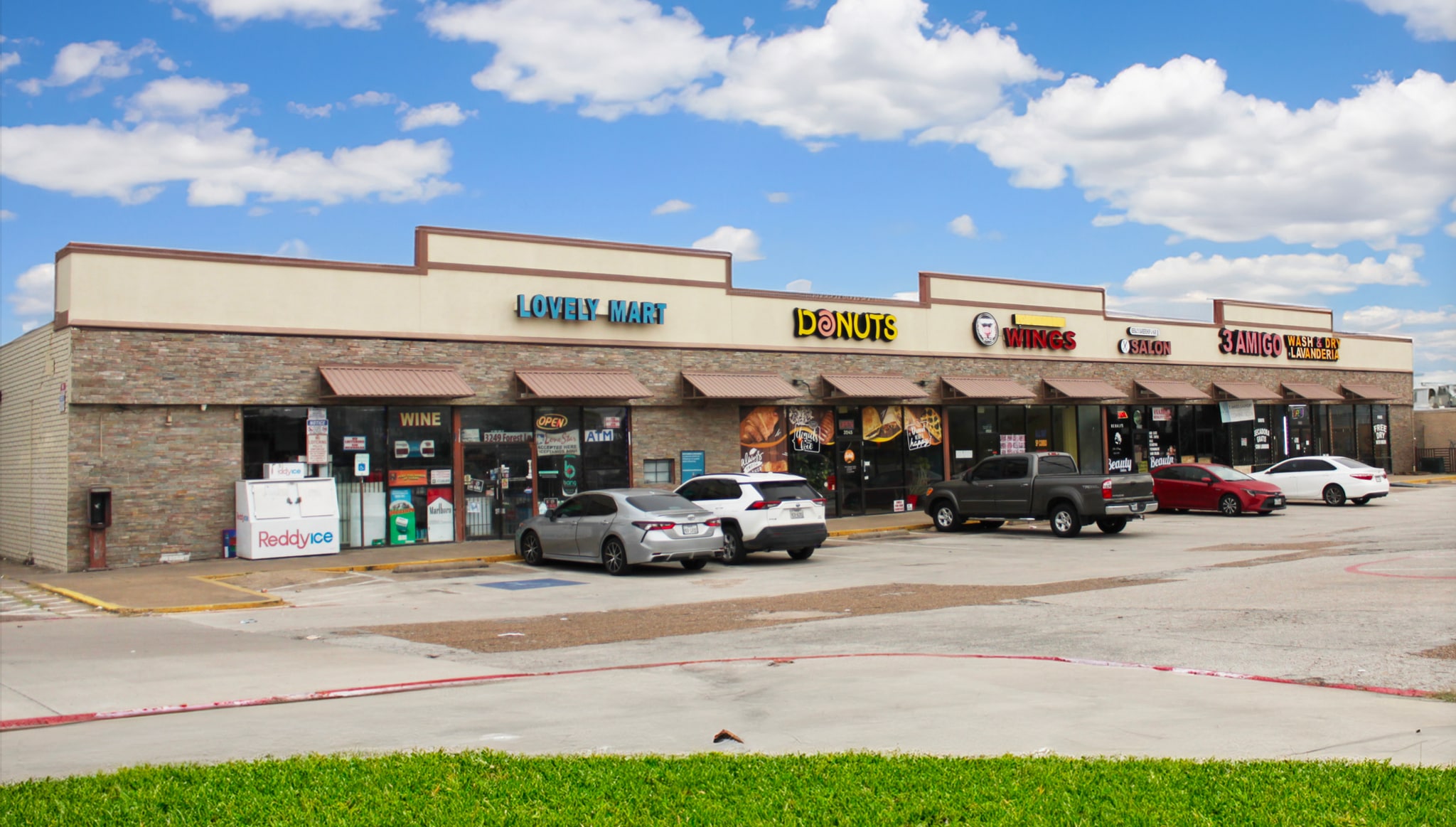 3229-3249 Forest Ln, Garland, TX for lease Primary Photo- Image 1 of 7