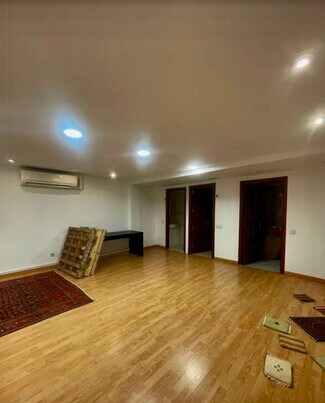 Plus de détails pour Commerce de détail à vendre