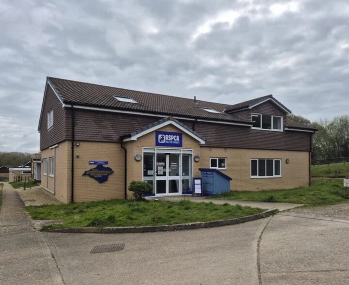 Merstone Ln, Rookley for lease - Primary Photo - Image 1 of 1