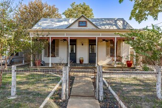 Plus de détails pour 514 W Austin St, Fredericksburg, TX - Spécialité à vendre