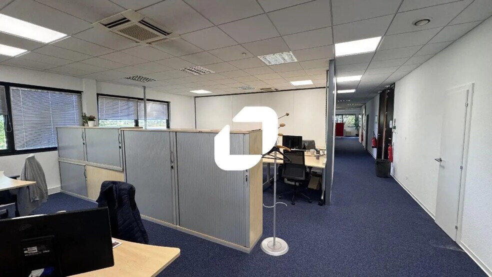 17 Rue Icare, Entzheim for lease - Building Photo - Image 2 of 11