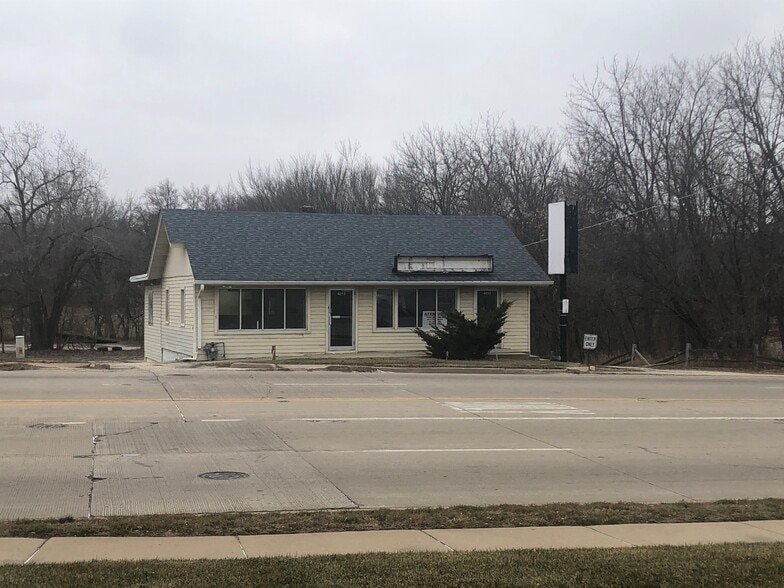 4213 W Elm St, Mchenry, IL for sale - Building Photo - Image 1 of 1