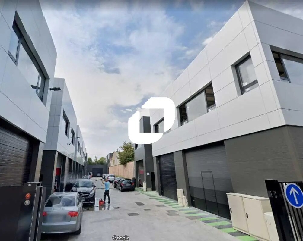 Industrial in Romainville for lease Building Photo- Image 1 of 6