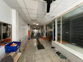 Commerce de détail dans Badalona, Barcelona à louer Photo intérieure- Image 2 de 5