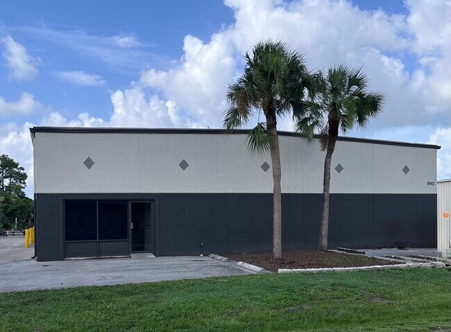 More details for 3942 Arnold Ave, Naples, FL - Industrial for Lease