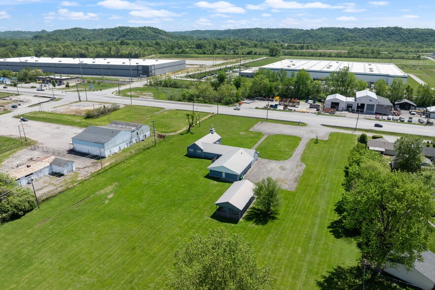 13908 Dixie Hwy, Louisville, KY for sale - Building Photo - Image 2 of 4