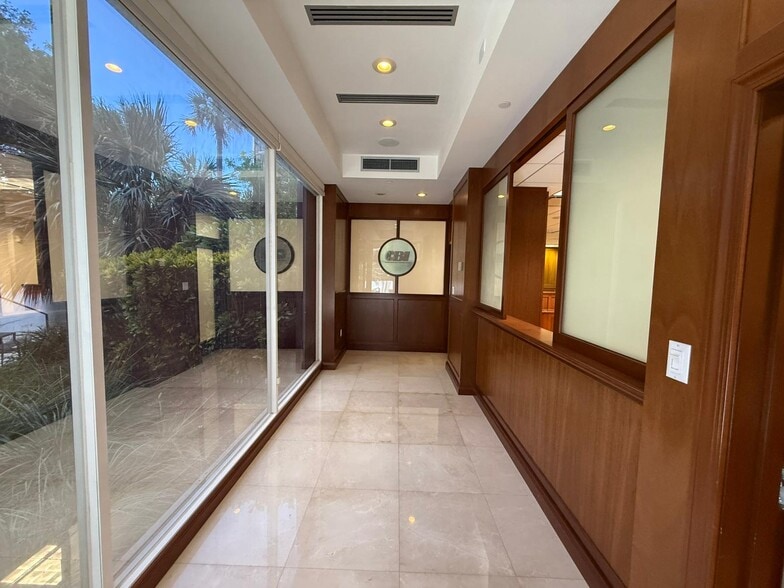 151 SE 15th Rd, Miami, FL for sale - Building Photo - Image 3 of 23