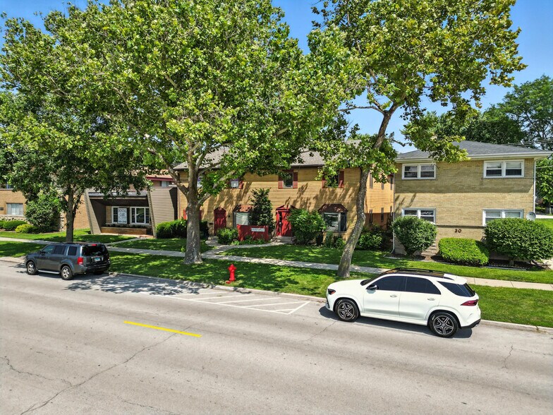 32-34 W Burlington Ave, Westmont, IL à vendre - Photo du bâtiment - Image 3 de 29