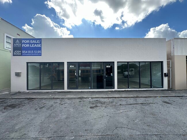 More details for 1420 NE 163rd St, North Miami Beach, FL - Retail for Sale
