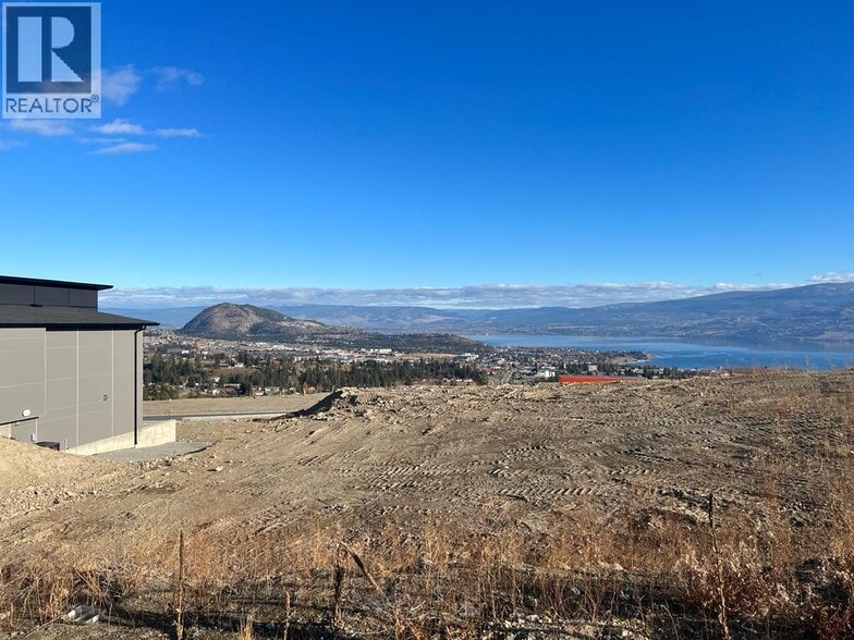 3745 Davidson Crt, West Kelowna, BC for sale - Building Photo - Image 2 of 8