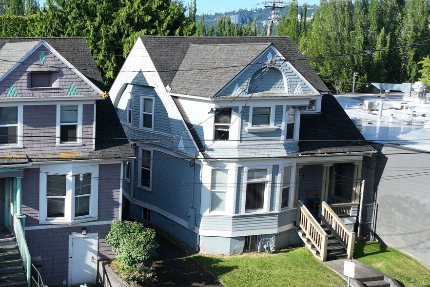 Affordable Housing Portfolio portefeuille de 3 propriétés à vendre sur LoopNet.ca - Photo du bâtiment - Image 1 de 5