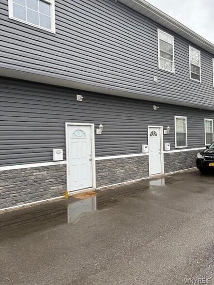 2901 S Park Ave, Lackawanna, NY for sale - Building Photo - Image 2 of 11