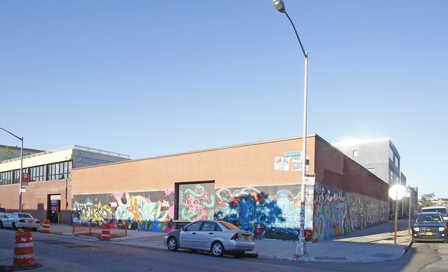 More details for 32 Meadow St, Brooklyn, NY - Office/Medical, Flex for Lease