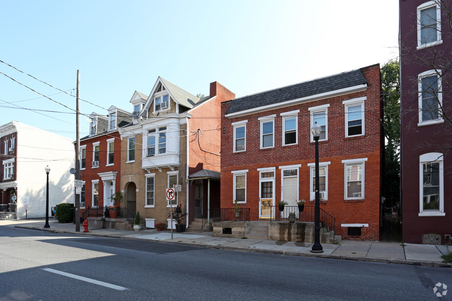 421-427 N Queen St, Lancaster, PA à vendre - Photo principale - Image 1 de 1