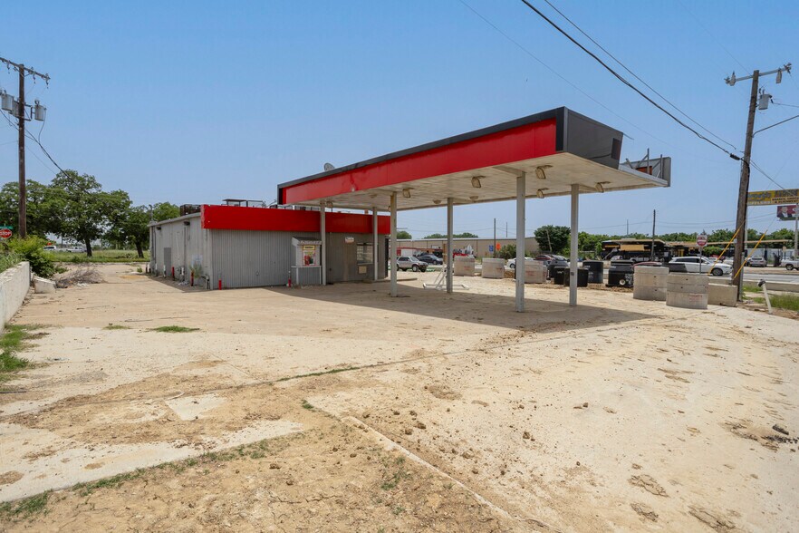 6101 E Rosedale St, Fort Worth, TX à louer - Photo du bâtiment - Image 3 de 7
