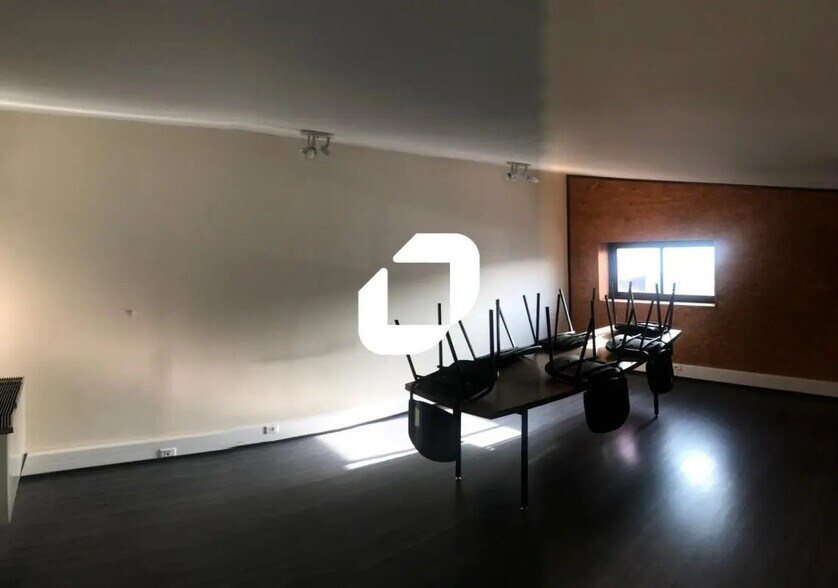 Flex dans Cormontreuil à louer - Photo du bâtiment - Image 3 de 4