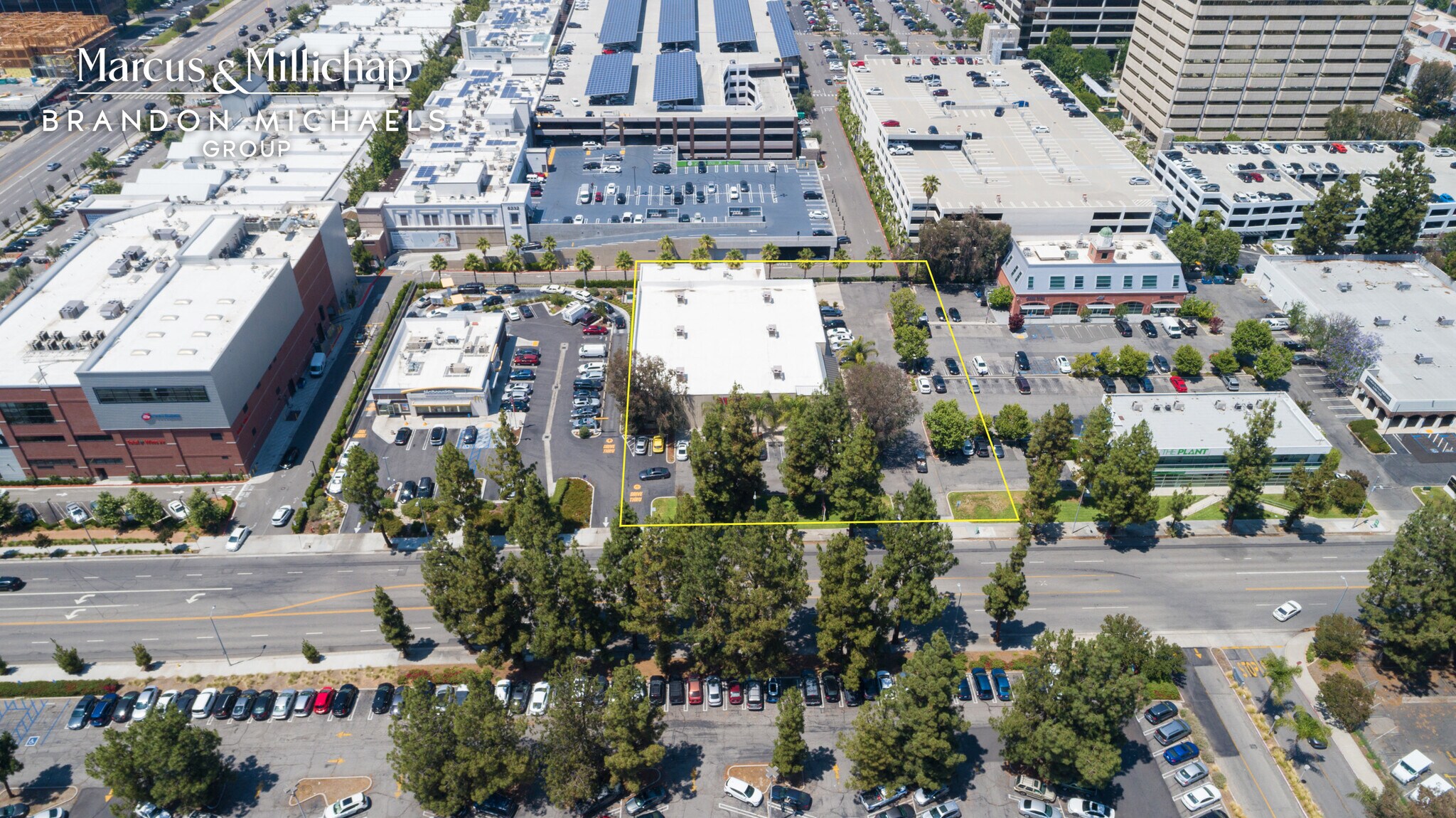 21825 Erwin St, Woodland Hills, CA for sale Primary Photo- Image 1 of 19