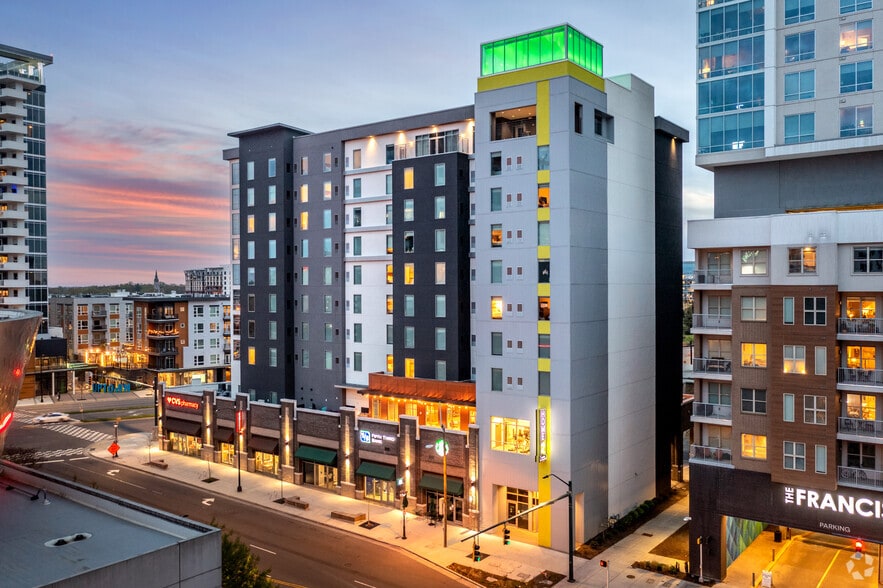 610 S Caldwell St, Charlotte, NC à louer - Photo du bâtiment - Image 2 de 11