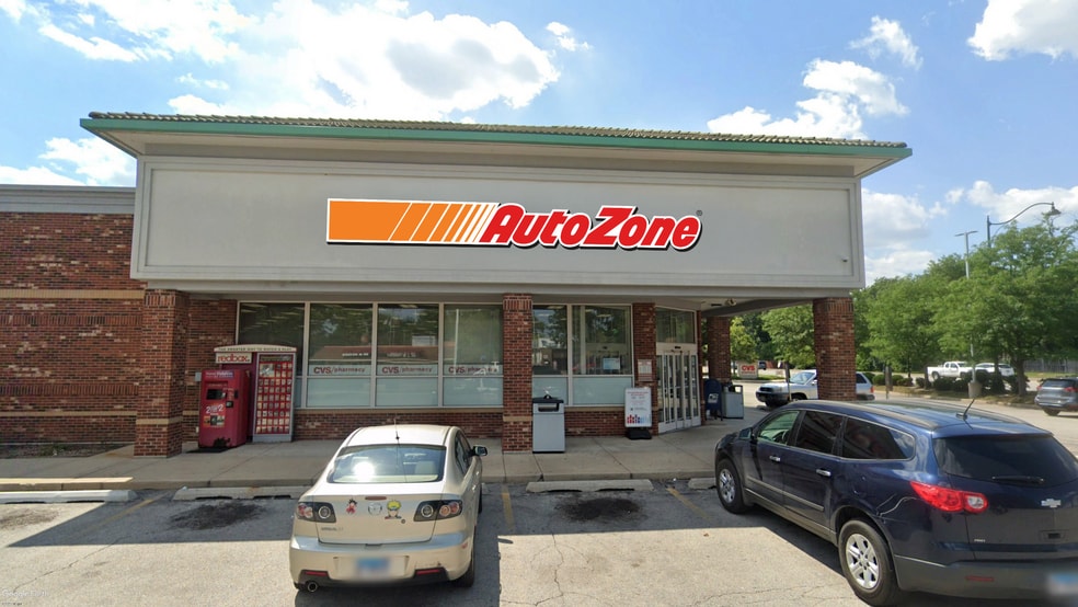 700 W Irving Park Rd, Bensenville, IL for sale - Building Photo - Image 2 of 8