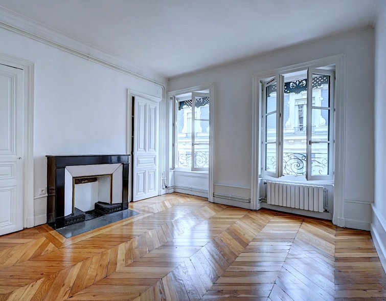 15 Avenue Victor Hugo, Paris for lease - Building Photo - Image 3 of 5