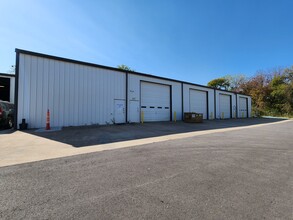 126 N Garnett Rd, Tulsa, OK for lease Building Photo- Image 2 of 6