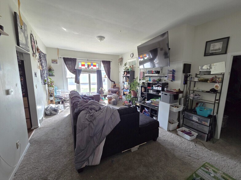 510 S Jefferson Way, Indianola, IA à vendre - Photo du bâtiment - Image 3 de 7