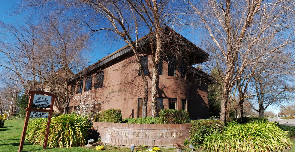 275 Tennant Ave, Morgan Hill, CA à louer - Photo du bâtiment - Image 2 de 7