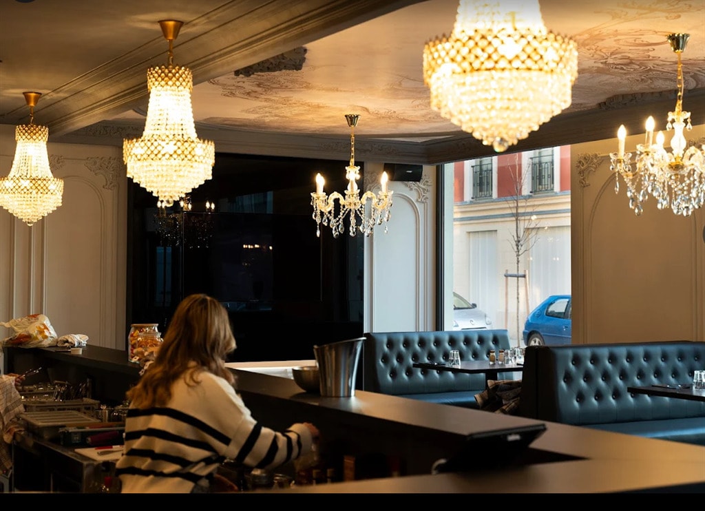 Retail in Pontoise for sale Interior Photo- Image 1 of 7
