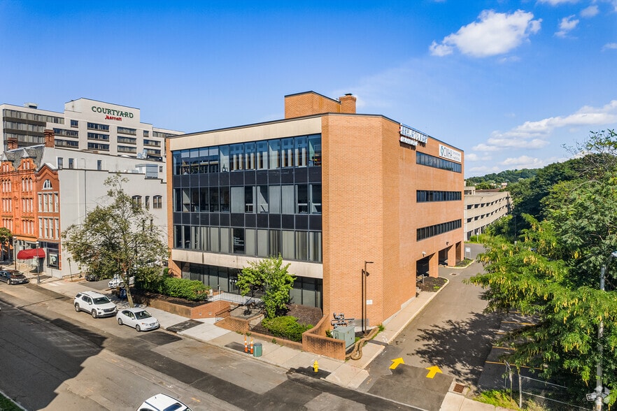 255 Bank St, Waterbury, CT for sale - Primary Photo - Image 1 of 46