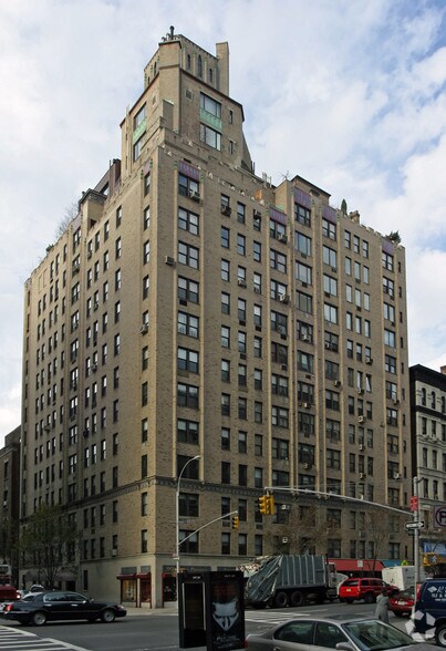 21 E 90th St, New York, NY à vendre - Photo du bâtiment - Image 2 de 14