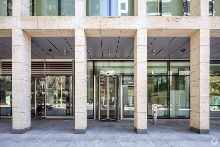 3 New Street Sq, Londres à louer - Photo du bâtiment - Image 3 de 17