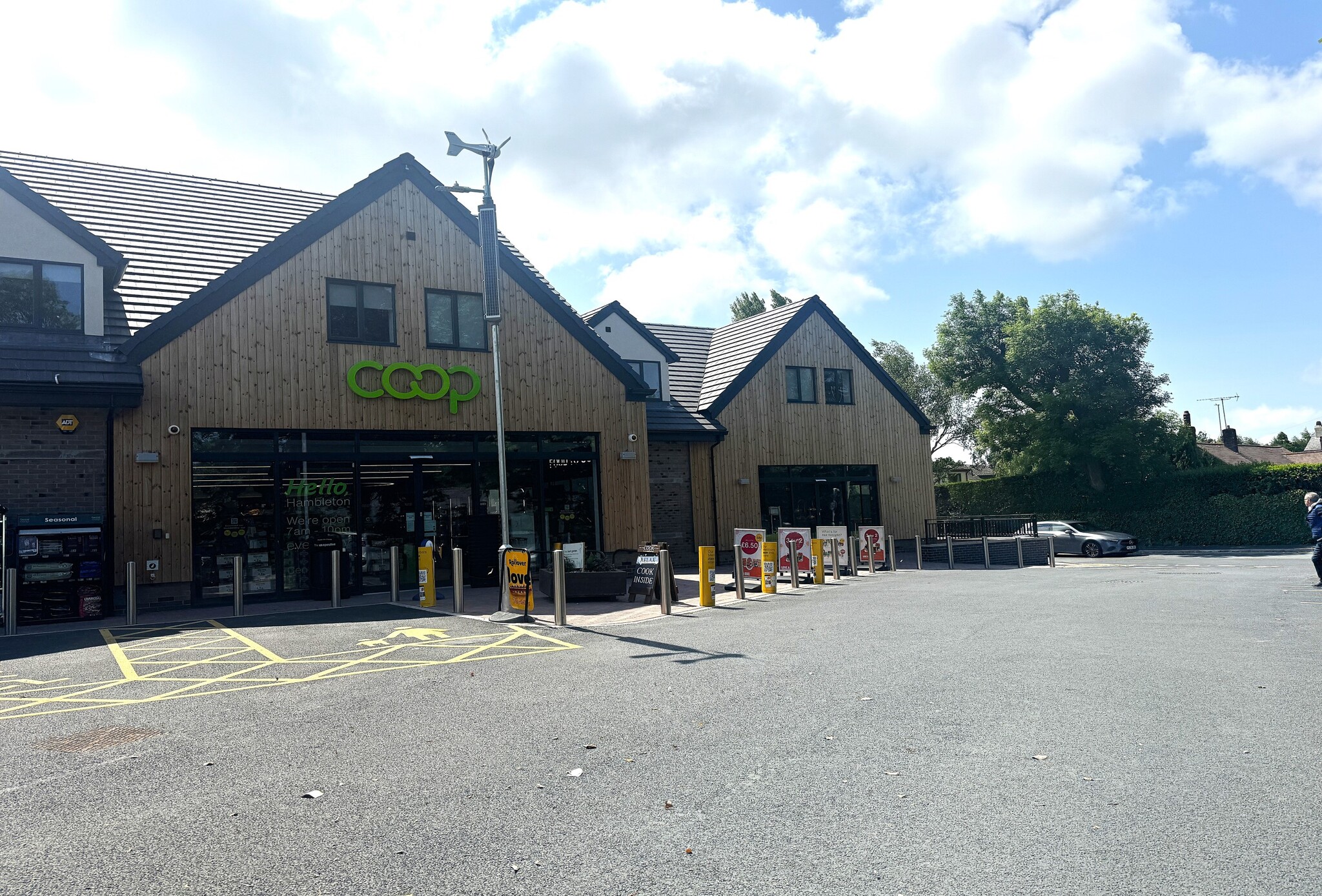 1 Sandy Ln, Poulton Le Fylde for lease Building Photo- Image 1 of 4