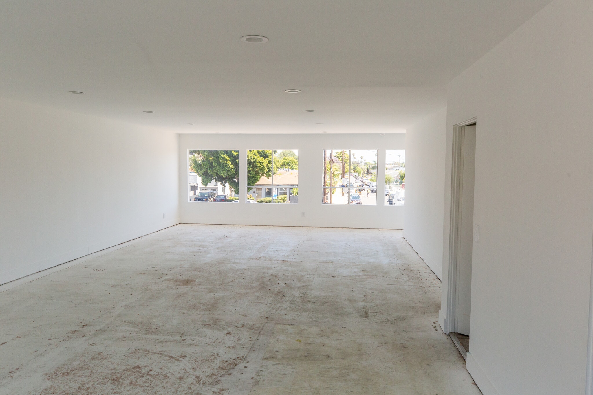 12923 Venice Blvd, Los Angeles, CA for lease Interior Photo- Image 1 of 5