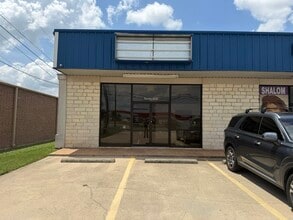 1300 W Stan Schlueter Loop, Killeen, TX à louer Photo intérieure- Image 1 de 7
