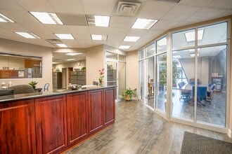 4864 Arthur Kill Rd, Staten Island, NY for sale Interior Photo- Image 1 of 2