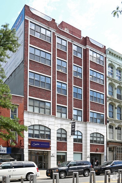 101 Broadway, Brooklyn, NY for lease - Building Photo - Image 2 of 21