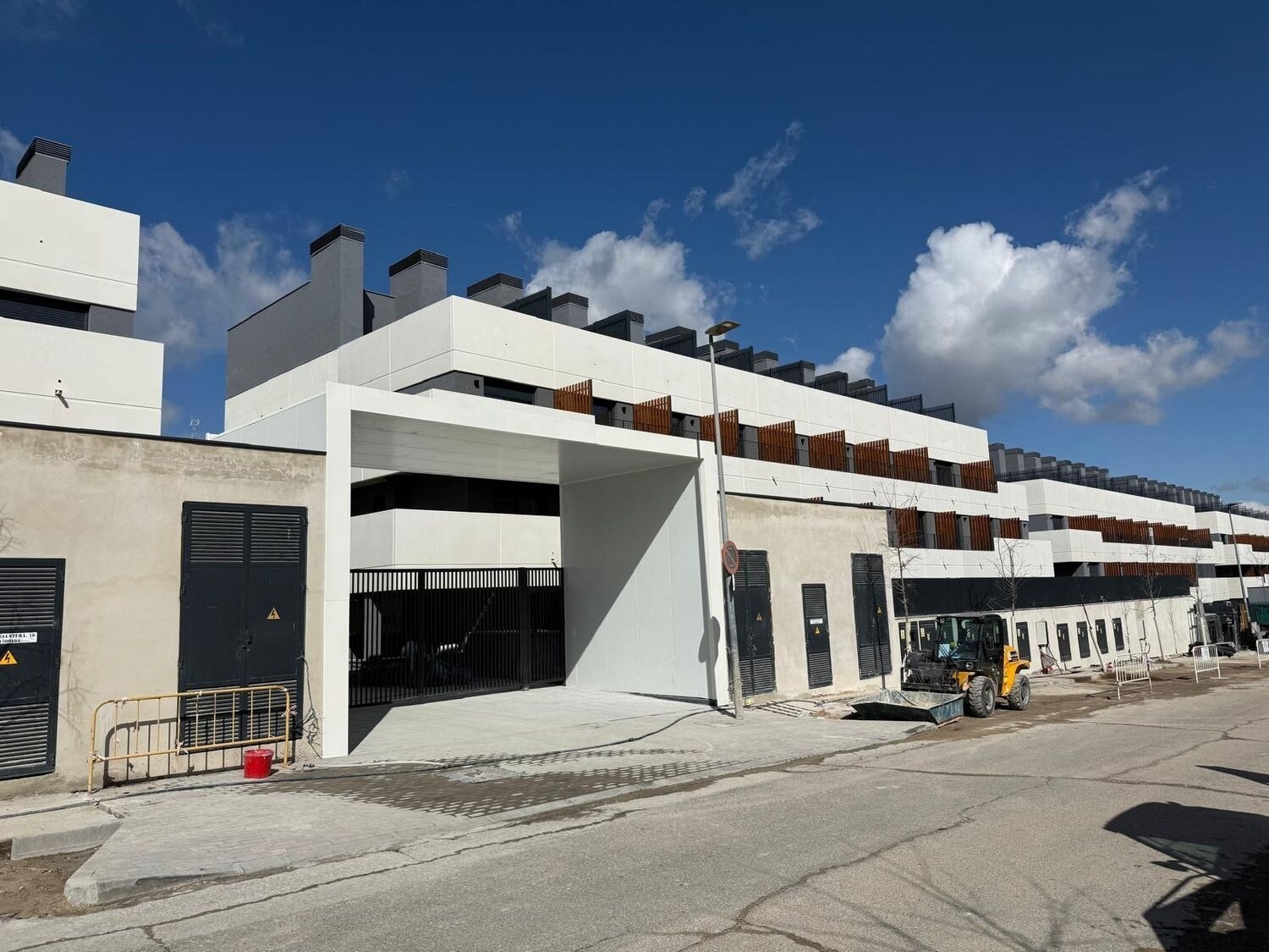 Office in San Sebastián de los Reyes, Madrid for lease Building Photo- Image 1 of 12