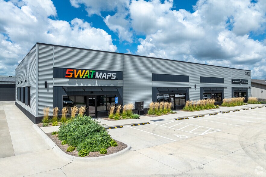 3800 SE Beisser Dr, Grimes, IA à louer - Photo du bâtiment - Image 2 de 9