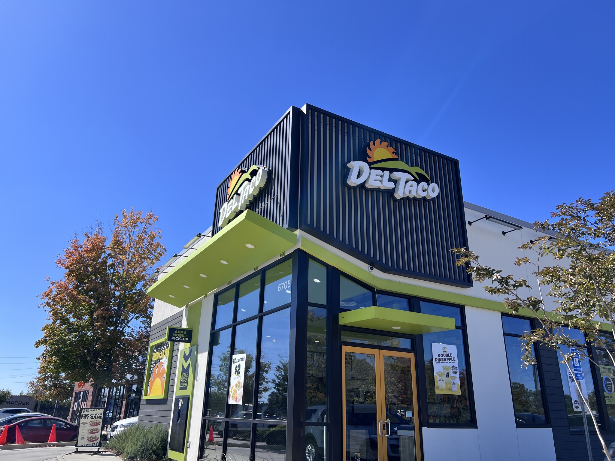 6705 Jonesboro Rd, Morrow, GA à louer Photo du bâtiment- Image 1 de 7