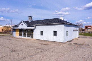 Plus de détails pour 301 S Cooper St, Jackson, MI - Commerce de détail à vendre