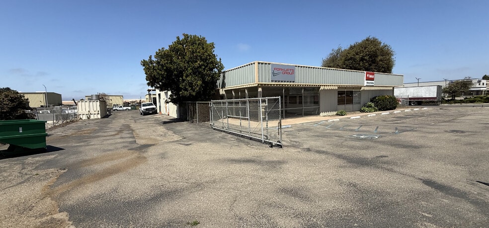 1205 S Blosser Rd, Santa Maria, CA for lease - Building Photo - Image 2 of 16