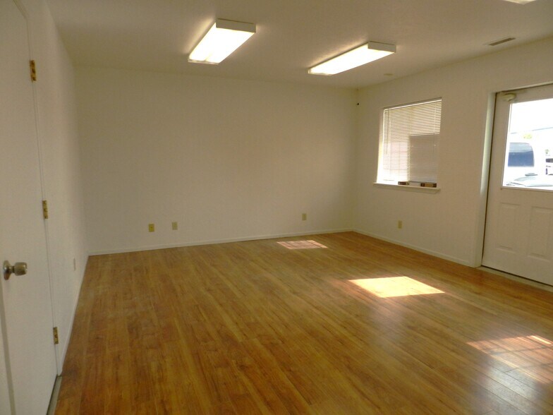 3045 Aerotech Pky, Montrose, CO à louer - Photo du bâtiment - Image 2 de 15