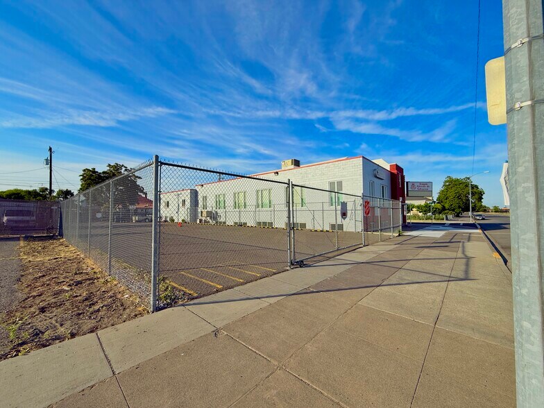 303 W Clark St, Pasco, WA à vendre - Photo du bâtiment - Image 3 de 40
