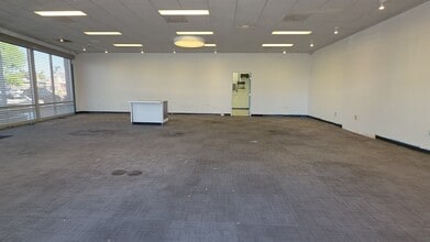 19930-19960 Ventura Blvd, Woodland Hills, CA for lease - Commercial Listing Video 